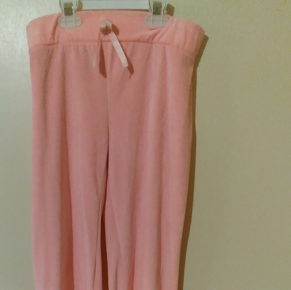 Tracksuit - Picture 6 of 7